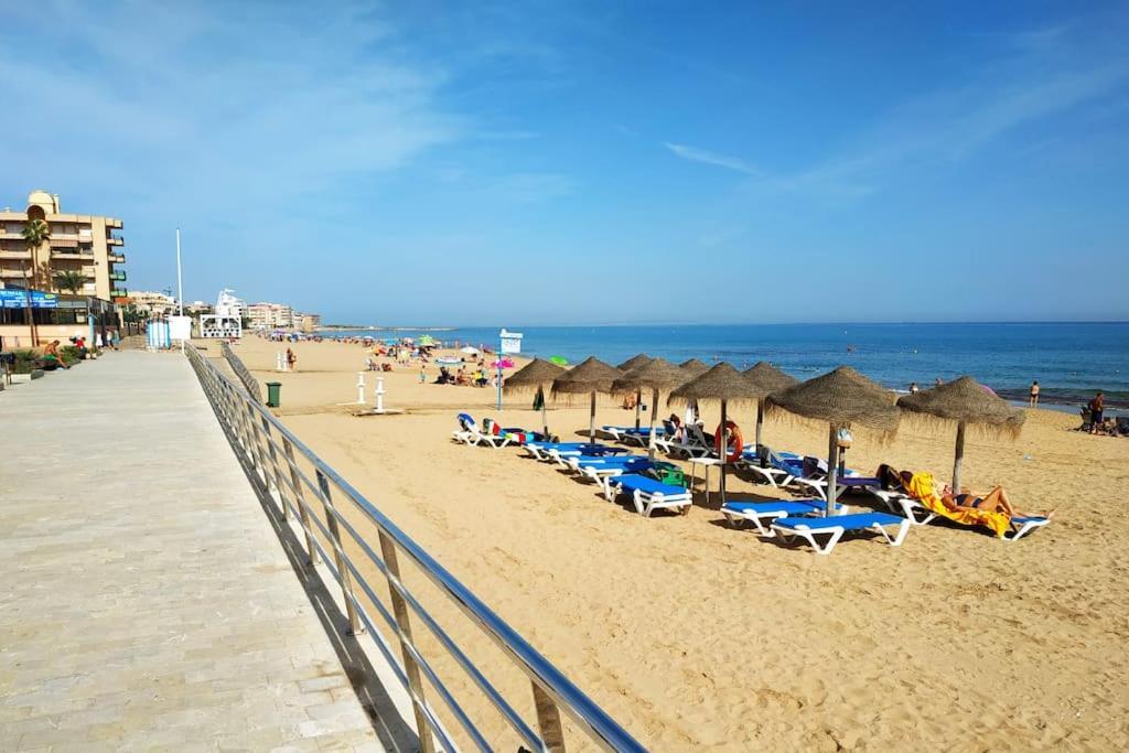 Квартира С Одной Спальней В 300 Метрах От Моря La Mata  Exterior foto